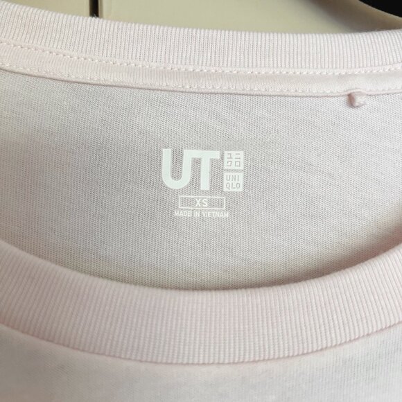 Uniqlo Hawaii Collection Leonard's Bakery Tshirt - Size XS - Picture 4 of 7